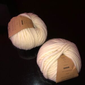 2 Merino Wool Yarn Skeins The Chunky Yarn